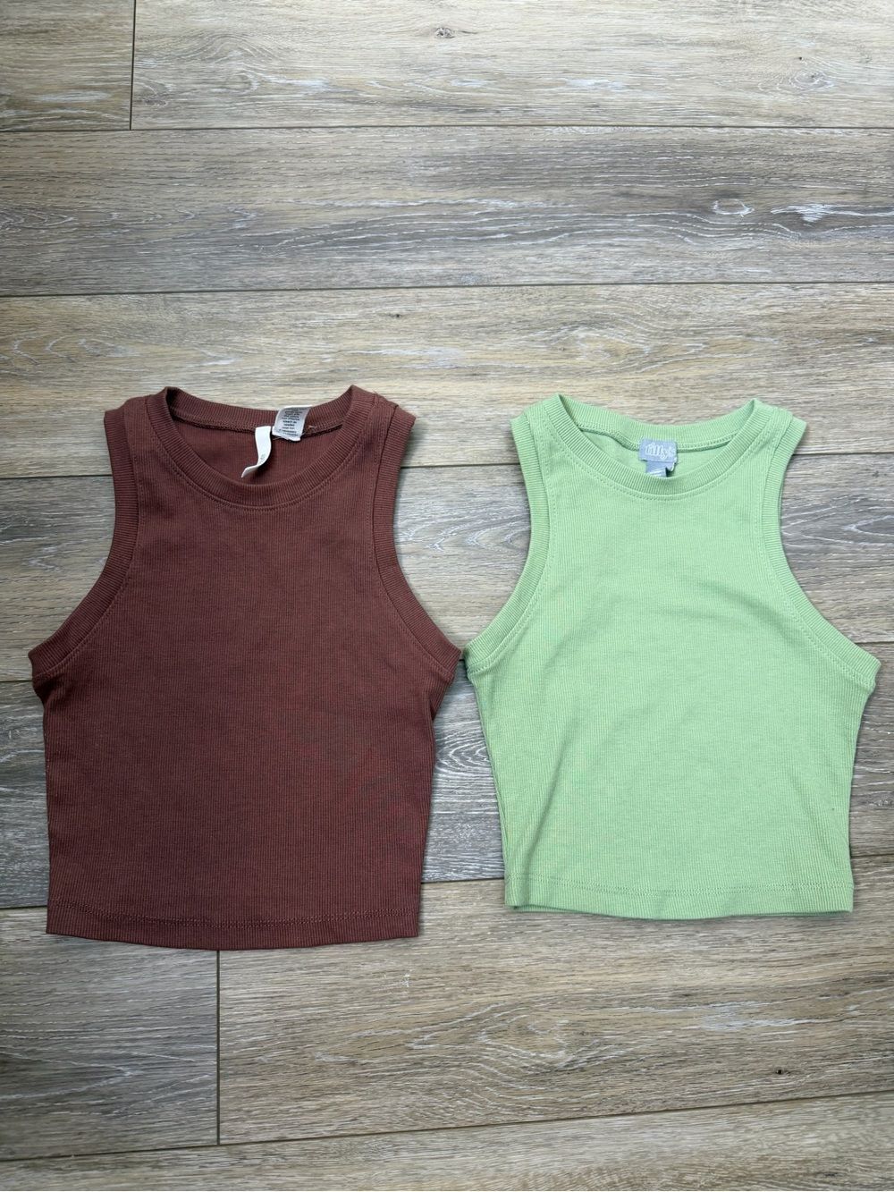 Tilly’s Pair of Ribbed Crop Tank Tops - Brown & Light Green Sz XS